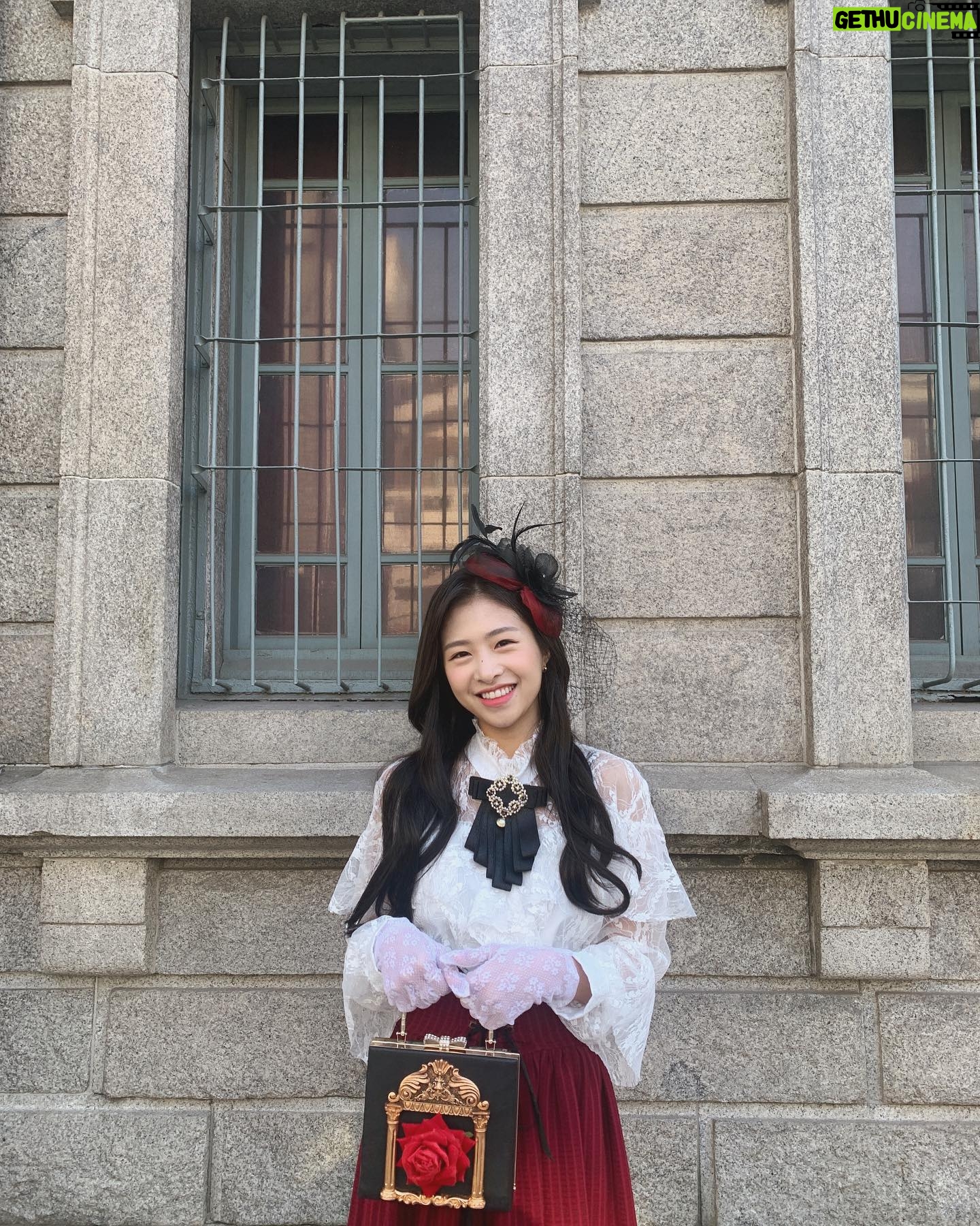 Chaewon - 12.8K Likes - #🌹