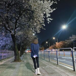 Chaewon Instagram - 연습 끝나고:)
APRIL🌸