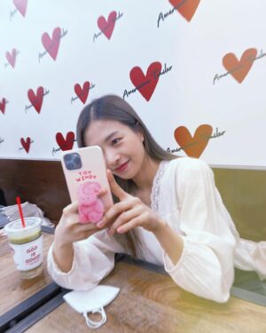 Chaewon Instagram - Photo by. @castlechel_0824 🍒