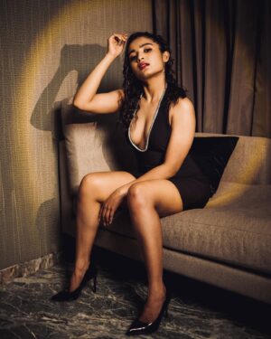 Chaitra Achar Instagram - Hi there…

PC: @avinashmurthy 
MU & Styling: @chandana_nambiyana 
Location: @conradbengaluru