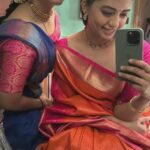 Chandana Ananthakrishna Instagram - Happy happy happiest birthday to my most favourite human ❤️❤️❤️! Couldn’t have asked for a better sister onscreen and off screen. We got connected even before we realised it . It’s D dayyyy today ❤️… cheers to our craziness , fun , laughs ( especially each others close up scenes ) and more memories 😘 saranghaeeee 🫰