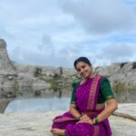 Chandana Ananthakrishna Instagram - ಎಲ್ಲೆಲ್ಲೂ ಕಾಂತಾರದ್ದೆ ಸದ್ದು, ಪದಗಳಲ್ಲಿ ವರ್ಣಿಸಲಾಗಲು ಅಸಾಧ್ಯವಾದಾಗ… Vc : @_raaghava @raghavstudios