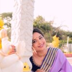Chandana Ananthakrishna Instagram - Wishing our Nalmè family a very happy and prosperous Gowri-Ganesha habba! May the divine bless each one of you with good health and peach of mind. 🙏❤️ . . Talented beauty in frame @chandana_ananthakrishna😍🤗 Saree: Pure crepe silk Designer blouse: @maayarangdesignstudio Makeup: @bindusadashiv Hairstyle: @sangetha_makeover Location: @lotusarena_ Video: @mr.creativeofficial