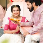 Chandana Ananthakrishna Instagram - ದೀಪಗಳ ಹಬ್ಬ ದೀಪಾವಳಿಯ ಶುಭಾಶಯಗಳು. A photoshoot with @chandana_ananthakrishna Outfits - @hamsinifashions Jewellery - @waymore_priyanka Makeup - @makeoverwith_bhavyanaik Hair by - @hairstyling_by _chandu Photography - @naveenvcphotography Location - @mantra.luxuryweddings #vasukivaibhav #festiveshoot