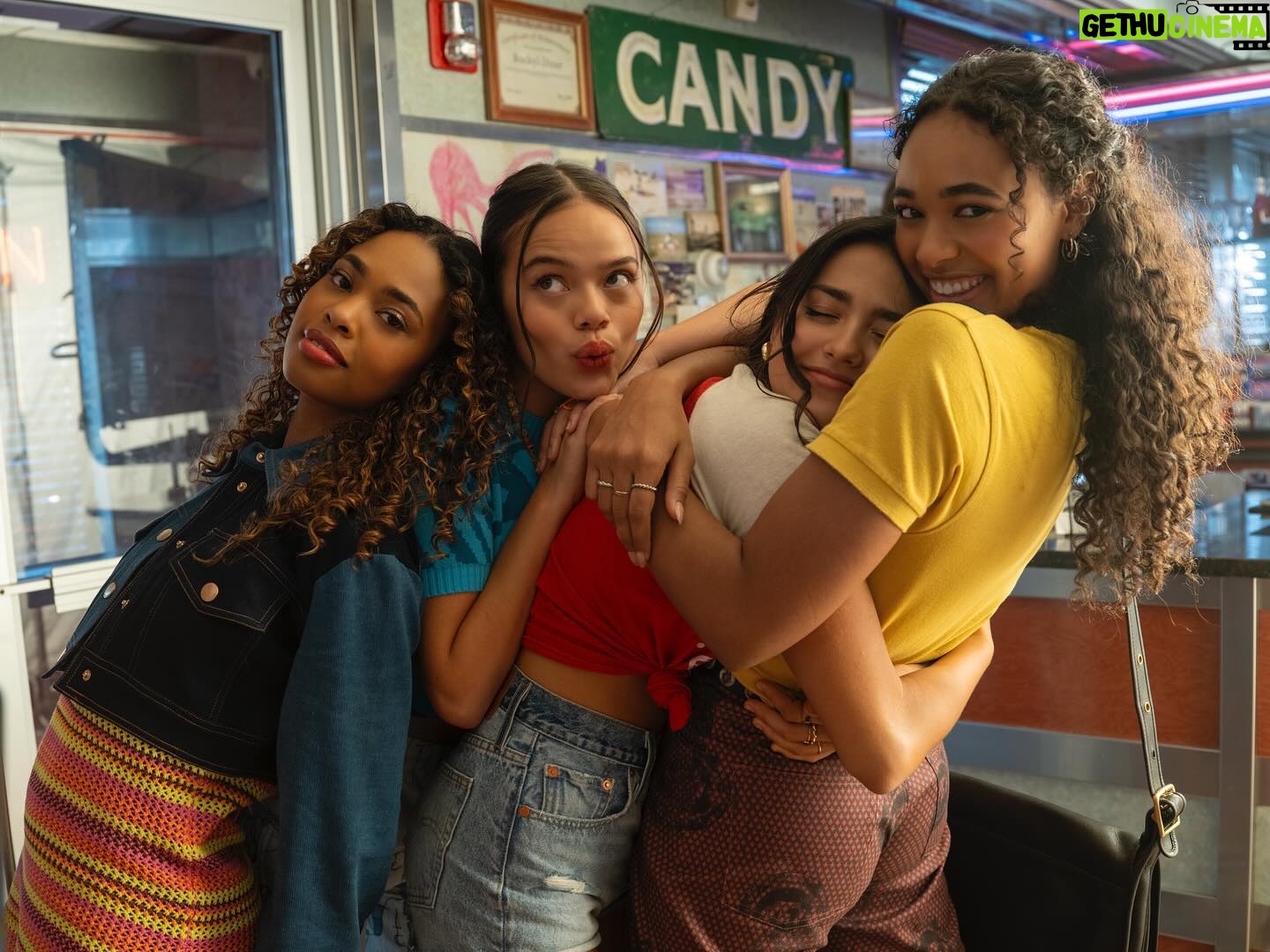 Chandler Kinney Instagram - the first 2 eps of #PLLSummerSchool are YOURS š„¹ very overwhelmed, still processing!! our ālittle show that couldā has pushed through so much to make it to this day, and i couldnāt be prouder of (and more inspired by) the people who made it possible!! @writerras & @lindsaycbring, your brilliance is on another levelā¦thank you for being the fearless conductors of this thrill ride packed with so much heart. thank you for trusting me with our girl Tabby, whoā¦has quite the journey this seasonā¦., and for handling her with the utmost care through it all. our writers! these girls and their stories are fun and scary and daring and honest!!! and so so important to be seen and heard, and hopefully will make people feel the same. @jimmyg517ā¦.MVPā¦.keeping the boat AFLOAT. we š
°ļøDORE you. @chadmcquay & Hilary, thank you for being absolute mastermindsā¦you made the impossible possible. our CREW, who showed up literally every day with open minds and hearts through hot summer days and frosty, snowy wintery nights that we pretended were summer HAHA (when we came back post-strike to finish up what we started!!!!). craziest shoot Iāve ever done and somehow the most fulfillingš„¹ā¦we puuuuuushed through!!! @sherikmakeup & @michaelhairdept for making me this lil liar feel pretty (and also letting me dj every morningš¶), @charraqisven for bringing all the fun and fashion & @currienahurry for putting up with me and Bās shenanigans hehe, and everyone in these departments for doing the dang thaaaang. our CAST, new and returningā¦wow am I honored to stand beside each and every one of you, and learn alongside you. @noahagerry, thank you for bringing your light to our world, you made all my days brighter. my girlie pops⦠@baileemadison @zariazariazaria @maiareficco @maliapyles @malpal43ā¦.you each have a permanent spot in my heart. you each SHINE this season, Iām eternally in awe of yāall. love you cuties. we did itš«¶š½ @streamonmax @warnerbrostv @alloyentertainment thank you for believing in usš¤ okay! now go go go!! enjoy our pretty little silly, scary slasher, sexy summer-lovin season š¤āļøšŖš©ø letās laugh, cry, and scream our heads off together. @prettylittleliars