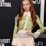 Chandler Lovelle Instagram - Red carpet premiere of Steven Spielberg's The Fabelmans 🎬🥹 So grateful to have been a part of this incredible cast and to work with so many stellar humans. @thefabelmans Thank you mom for always supporting my dreams and for being my hot date 😭💕 In theatres in LA and NYC Nov. 11th. And in theatres everywhere on Thanksgiving 🎬 Hair by: @lindsay_nunnelee 🎉 (thank you!!) #stevenspielberg #amblin #amblinentertainment #redcarpet #thefabelmans #actorslife #laactor #🎬 #afifest #castingdirector #castingby