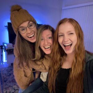 Chandler Lovelle Instagram - It's my birthdayyy!!! 🥳🦁💕 here are some moments that made me happy this past year!

For my birthday, pls send more cat pics orrr click the link in my bio and visit my IMDB 🤗

#birthdaygirl #leoseason #laactor #actorslife #redheadactress #feeling22