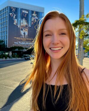 Chandler Lovelle Instagram - To the Oscars we go! 🥹 @thefabelmans 🎬🎞

#thefabelmans #oscars #academyawards #actorslife #laactor #castingby
