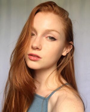 Chandler Lovelle Instagram - Keep chasing those dreams! As Jessica Chastain said in her SAG Awards acceptance speech, "For those of you who are struggling and feeling unseen, I just want you to know to keep going because you're one job away, I promise."

@jessicachastain 🙌🏻

#actorslife
•
•
•
•
•
#actorslife🎬#acting #actors #actor #actress #laactor #laactress #freckles #redhead #hbomax #netflix #castingdirector #castingdirectors #castingby #jessicachastain #sagawards