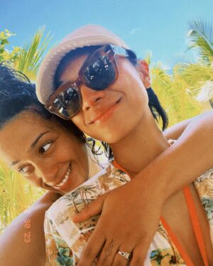 Chanel Terrero Instagram - Finalizando el año con mucha AGUA bbs para empezar el 24 más mojaítaaaaa 🌊
12/01/24

Q fort✨