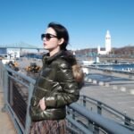 Chanidapa Pongsilpipat Instagram - Sunny day in Montréal. ☀️🇨🇦 #clocktower #montrealclocktower #montreal #canada #ChaniInCA #RicohGRIII #gucci #toryburch #poloralphlauren