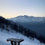 Chanidapa Pongsilpipat Instagram - Before sunset 🌄 ภูเขาหิมะที่เห็นด้านหลังคือฝั่ง Switzerland แล้ว สวยเหมือนภาพวาด 🗻 #tb #bocchettamargosio #biella #oasizegna #italy #ChaniInEU