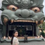 Chanidapa Pongsilpipat Instagram - Namba Yasaka Shrine 👹🎌 #nambayasakashrine #osaka #japan #ChaniInAsia