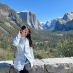 Chanidapa Pongsilpipat Instagram - Good weather today. 🏔️ #yosmite #yosmitenationalpark #tunnelview #tunnelviewyosemite #california #USA #ChaniInUSA #ysl