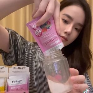 Chanidapa Pongsilpipat Instagram - ใครที่ได้ลอง @fibesofficial แล้ว กลับมาสั่งเพิ่มกันทุกคน ตอนนี้มีโปรฯ ซื้อ 2 แถม 1 กับกระบอกชงหมี (มีจำนวนจำกัด) ไว้สำหรับชง #ไฟเบสไฟเบอร์ แนะนำให้ใส่น้ำเปล่า 1/2 กระบอก = 150 ml ดื่มก่อนนอน ประมาณ 8-12 ชม.เห็นผล* ในตอนเช้าวันรุ่งขึ้น ☀️

*ขึ้นอยู่กับแต่ละบุคคล บางคนเร็วกว่า 8 ชม. บางคนมากกว่า 12 ชม.ก็มี สำหรับคนธาตุหนักมากๆในครั้งแรกที่ดื่ม ไฟเบอร์จะเข้าไปปรับสมดุลลำไส้ที่ชินยามานาน อาจจะใช้เวลา 1-2 วันถึงจะขับถ่ายออก แต่ถ้าได้เปิดแล้วเปิดยาวออกสบาย ไม่ปวดบิดแน่นอน 😋 #ไฟเบสไฟเบอร์ร่อง11 #ไฟเบอร์ดีท็อกซ์ #ไฟเบอร์ธรรมชาติ #อร่อยไม่มีน้ำตาล 

TikTok : bestchanidapa 
TikTok Shop : fibesofficial