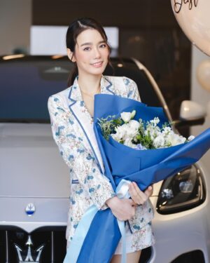 Chanidapa Pongsilpipat Instagram - Be proud of yourself for how far you’ve come and never stop pushing to be the best you can be. 🔱 #maserati #maseratigrecale #primaserie #newcar