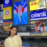 Chanidapa Pongsilpipat Instagram - Check-in หน่อย เดี๋ยวคนไม่รู้ว่ามา Osaka 🎌 #glicosign #dontonbori #osaka #japan #ChaniInAsia