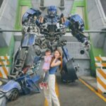Chantalle Ng Instagram - Happiest trip with people I love most ❤️ & mama's @linmeijiao_ first time ever in @universalstudiossingapore 🥹