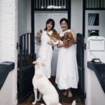 Chantalle Ng Instagram – Happy Valentine’s Day ❤️ 
May you be surrounded by all the love in the world ✨️ 

#我家有两只狗 #两只鸡 #还有一个老aunty 🤭