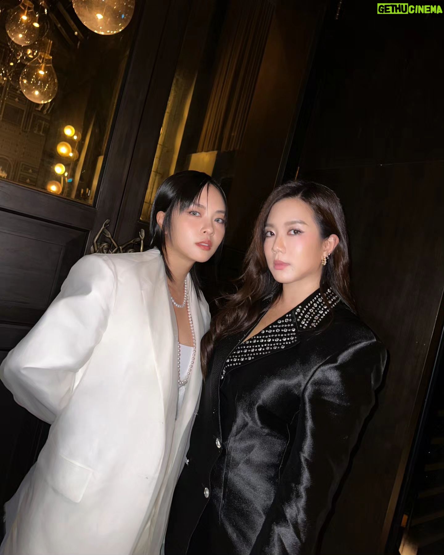 Chantalle Ng Instagram - BTS shoot for Star Awards 🖤