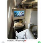 Charlène Le Mer Instagram – Finally… VIETNAM 🥹🇻🇳

Un voyage que je ne suis pas prête d’oublier et ce n’est que le début, j’ai hâte de partager avec vous ce séjour ! Comme je vous disais c’est une première pour moi de partir aussi loin de mes enfants mais également de Benoît.. mais c’est un voyage que je compte vivre pleinement et qui je sais me fera du bien 🙏🏻
Je suis partie avec @vietnamairlines_france, une très belle compagnie sur laquelle j’ai pu vivre ma première expérience en business class et…quel confort ! 🥹

1 – It’s real ? 😍
2 – L’abus d’alcool est dangereux pour la santé, à consommer avec modération 🥂
3 – Mes bébés avec moi, même dans l’avion 
4 – On commence par une petite entrée 
5 – Le plat 🤌🏻
6 – Pas plus haut que le verre svp 🤓
7 – Doudou en voyage 
8 – Moi qui teste la position lit 
9 – Quand tu dois faire un choix 
10 – Plats 37393749
11 – Je confirme, on est bien arrivé au Vietnam 🛵 

Publicité