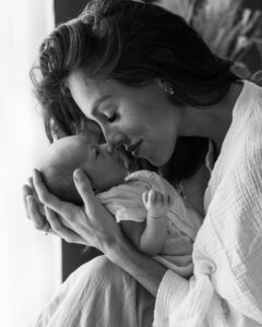 Charlène Le Mer Instagram - Happy mother’s day ✨ Si fière d’être votre maman, mes amours 🥹🤍