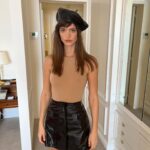 Charlbi Dean Instagram - You're grinning like a Friday night And you're smiling like You know what you like @diorbeauty #diorriviera 🤍🤍🤍🤍