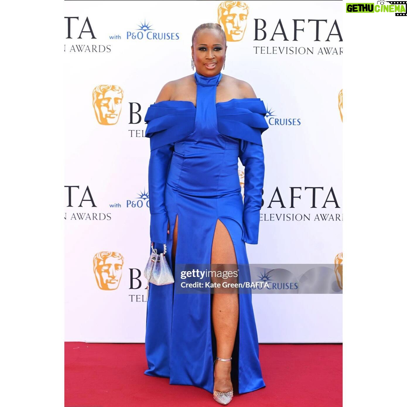 Charlene White - 5.6K Likes - We didn’t win… but we SLAYED 💕
Dress: @kemyoplus
Earrings: @aminamuaddi
Shoes: @stevemaddenuk
Stylist: @middlesidepart
MUA: @paulinebriscoe
Hair: @lorraine_dublin
@andipeters
@1judilove
@loosewomen
@bafta