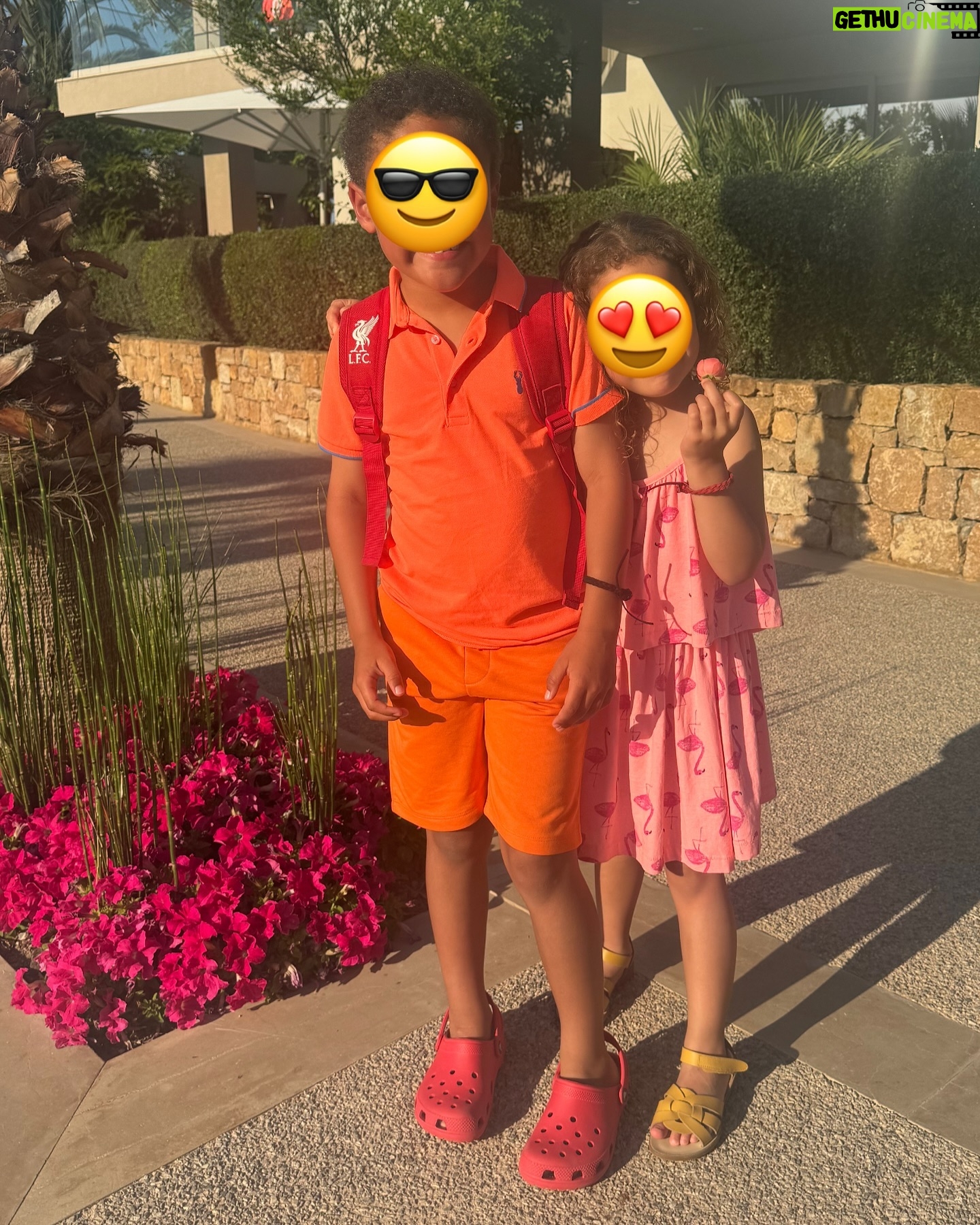 Charlene White - 3.3K Likes - We ate, we swam, built sandcastles, hung out with friends, and made new ones.
Now time to get my head back into election mode 💪🏾.