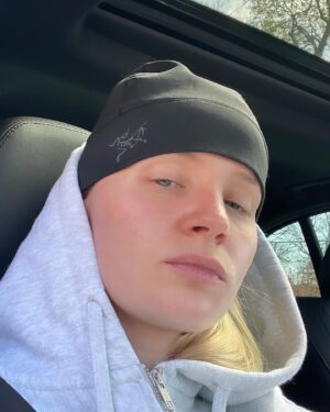 Charlotte Day Wilson Instagram - Hi bebs, tour is coming up so soon. Got a whole new feel but reminiscing on Alpha tour got me very very excited 🥲 can’t wait to share this new chapter 🩵 cop tix if u haven’t already, link in bio 🤝