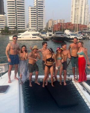 Charlotte Vega Instagram - Marc y B y mucho amoorrr 💕