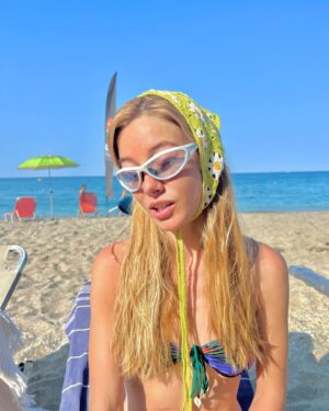 Charlotte Vega Instagram - Salty days off