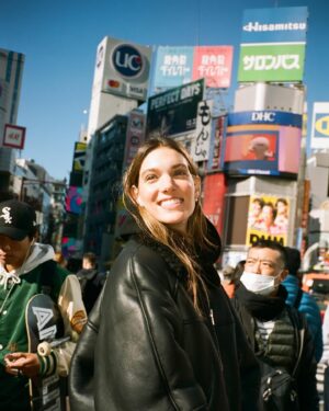Charlotte Cardin Instagram - 🇯🇵🧚🏻‍♀️🧃❣️🍣