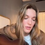 Charlotte Cardin Instagram - when in nashville 🐎