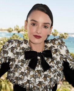 Charlotte Le Bon Instagram - Cannes étincelant ✨ Grâce à mon @celinesallette magique et son NIKI en 🔥 de joie Si hâte à la suite ❤️‍🔥