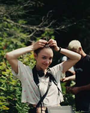 Charlotte Le Bon Instagram - Zinzinerie presque finie (featuring veines de front) @falconlakefilm 📸 @fredgervaisd