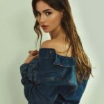 Charlotte M. Instagram - In my comfy jeans