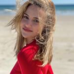 Charlotte McKee Instagram – Hoppy Easter! ♥️🌊🐇
