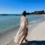 Charlotte Mint Instagram – À la découverte de notre île de beauté⚓️