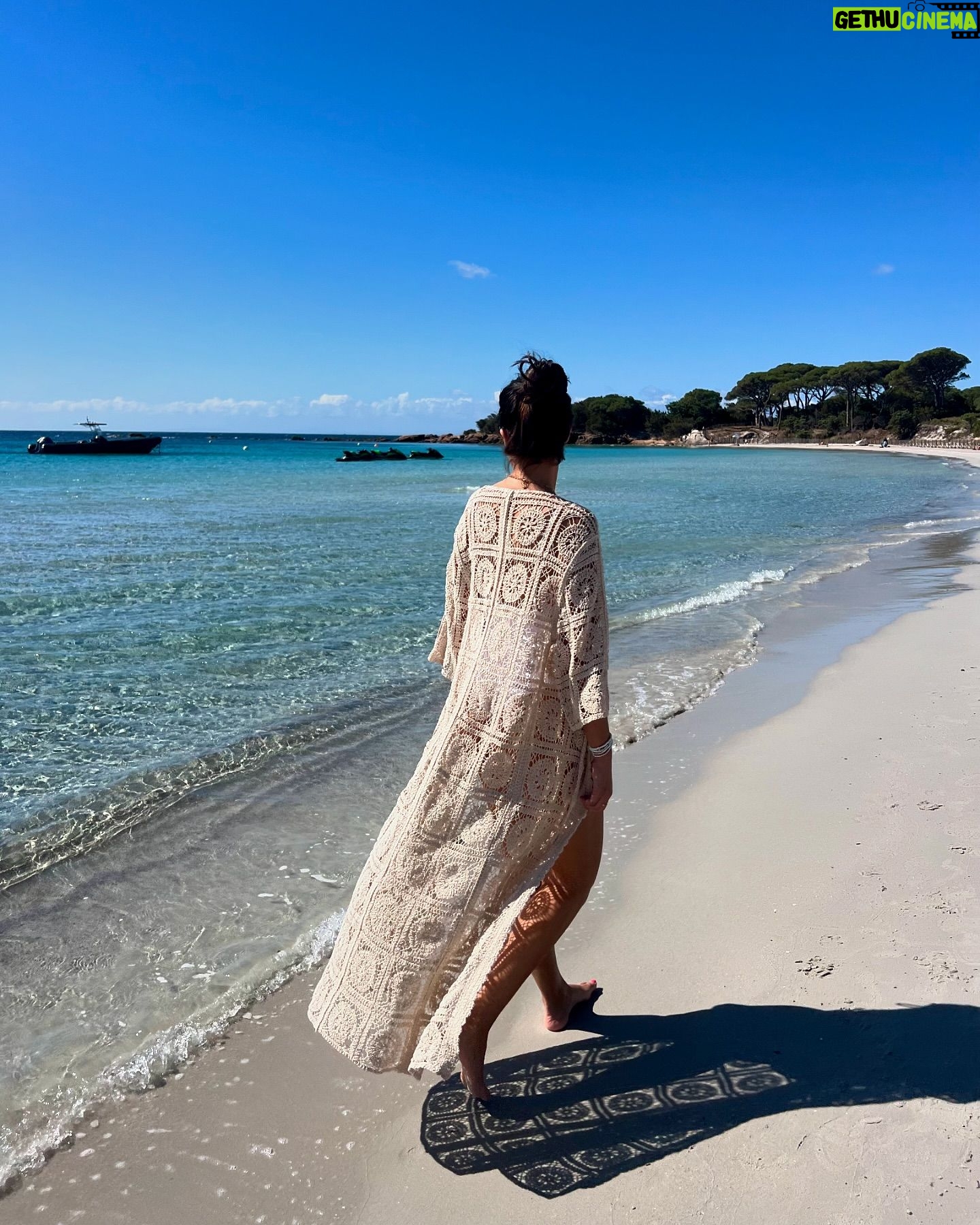 Charlotte Mint - 3.9K Likes - À la découverte de notre île de beauté⚓️