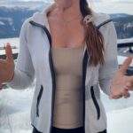 Charlotte Perrelli Instagram - Reklam @wellobe   Äntligen är våren påväg! Kickstarta med mig och Wellobe, här finns det ett 4 veckor långt promenadprogram där du får pepp och tips. Motion och frisk luft mår vi bättre av, mindre stress och ökad blodcirkulation 🏃‍♀️ JUST NU – 50% på alla medlemskap!   https://wellobe.aftonbladet.se/kampanj/charlotte50 #Wellobe @wellobe