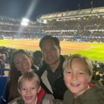 Charlotte Perrelli Instagram - Chelsea- Manchester United…. Herregud vilken nagelbitare. Sjuka sista minuter……. 🙈🇬🇧
