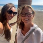 Charlotte Perrelli Instagram - Idag firar vi världens bästa mamma!!! Som alltid finns där och ställer upp. Kloka ord. Sansad och så rolig. Världens bästa mormor dessutom!!! Idag njuter vi lite extra av allt runt omkring oss och firar livet och att vi får vara här ännu en härlig Mors Dag! @micka.nilsson53 Tack mina älskade barn för att jag får vara er mamma, för all kärlek och allt jag får vara med om genom Er. ♥️♥️♥️ Lycklig och tacksam så in i Norden.