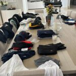 Charlotte Perrelli Instagram - Samarbete. Padel, Tennis & Golf är en stor del av vår familjs liv. ALLA är otroligt aktiva och vi älskar det. Riktigt sköna bra kläder som sitter snyggt är Såå viktigt. Gissa om gänget är glada när vi nu rensat garderober och fyllt på med nytt från världens bästa märke!! Grymt bra att de dessutom har även barnstorlekar för de minsta! 👍🏻🫶🏻 @andersjensen18 @alessioperrelli @rs_padelofficial @rs_tennis @rs_golfofficial @rs_sportsofficial @rs.oficial