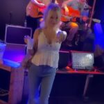 Charlotte Ross Instagram - Nashville 🤗 #nashville #tennessee #nash #dance #countrymusic #countrymusiclover #countrydancing #bellbottoms #nashvilletn