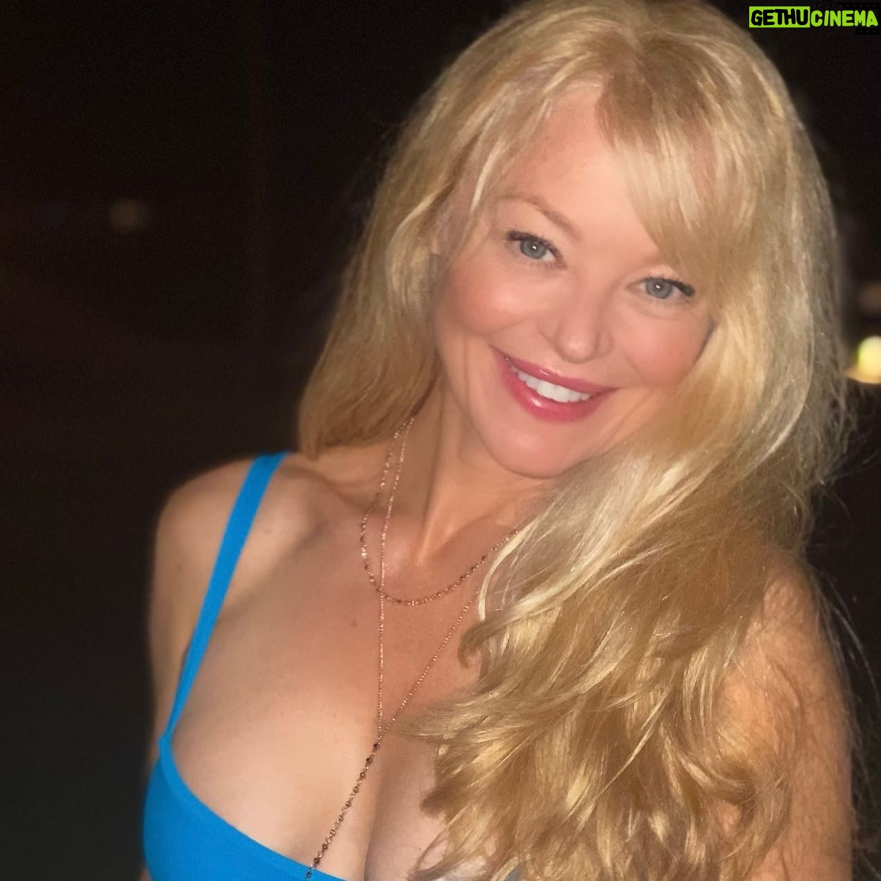 Charlotte Ross Instagram - Such a fun getaway in Punta Mita 🏝🐋🍹👙💃 I already want to go back! 🙆♀️ #mexico