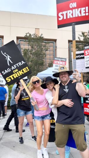 Charlotte Ross Instagram - #sagaftrastrong #sagafteastrike 🎭Let’s get back to work! 🎥 🎬