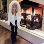 Charlotte Ross Instagram – Just spent a week skiing at Deer Valley in Park City, Utah- beautiful! 🎿❄️🏔
I hope 2022 brings you health, love and the kind of success you’ve always dreamed of! ⭐️💫