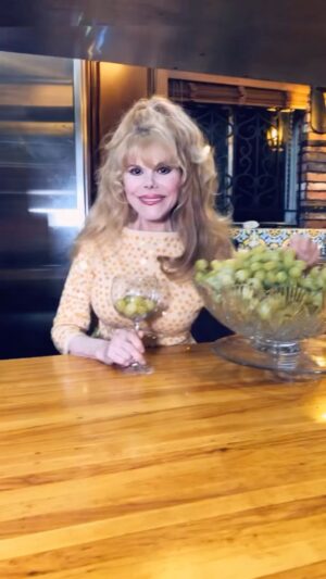 Charo Instagram - Hola Amigos l want to Share With You The Famous Spanish Tradition of the 12 Wishes at midnight on New Year Eve .  This Tradition is very Popular and  very Positive Because You Can Make Your Dreams Come True . I hope you Like It . I Love You All . Besos . #charo #cuchicuchi #dreams #wish #wishing #newyears #happyholidays #love #friendship #holiday #holidayseason #2024 #december #january #winter #loveyou
