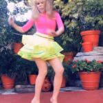 Charo Instagram - HOLA Amigos l want to Share with You that l  am getting Ready for My Concierto In Long Beach at the Beautiful The Carpenter Theater Performer Art Center .March 9  . I can’t wait to see you There and Celebrate Music Fun and Life . . I hope You Like It . I Love You All . Muchos Besos . #charo #cuchicuchi #music #dance #samba #salsa #cute #hot #concert #tour #dance #dancer #musica #fun #flamingo #longbeach #singer #dancing #pink #workout #vibes #wensday #worout